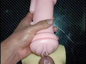 Kissy和Dolly三明治：从嘴巴干到逼！高潮乳交收尾。 sg shower gay porn