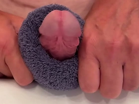 我自慰到射精28 gay porn japan suit