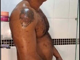 大雕猛男洗硬屌 natsuki japan gay porn