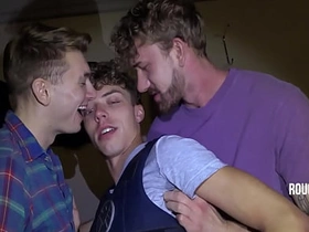 确保Law被我们干进小嫩屁眼 japan gay porn-netfuck