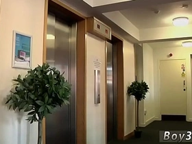 操翻少女电影与亚裔女同狂骑硬屄 chinese daddy gay porn