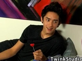 亚洲手机男同色情片与老男人干嫩男 亚历克斯·托德 chinese boyfriend gay porn