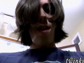 亚洲男同自慰3gp视频 他瞄准时更加粗暴 japan young gay porn