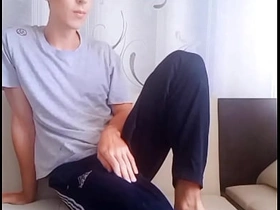 嫩仔销魂自慰 hot gay porn movie