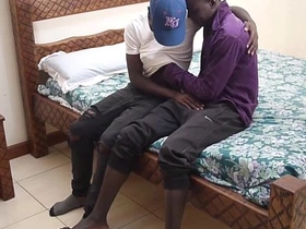 黑人非洲人Micheal与Arthur无套肛交 japan gay orgy porn